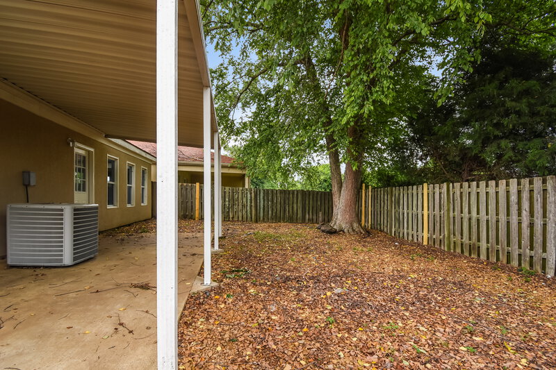 1,810/Mo, 7189 Atterbury Cir W Southaven, MS 38671 Rear View