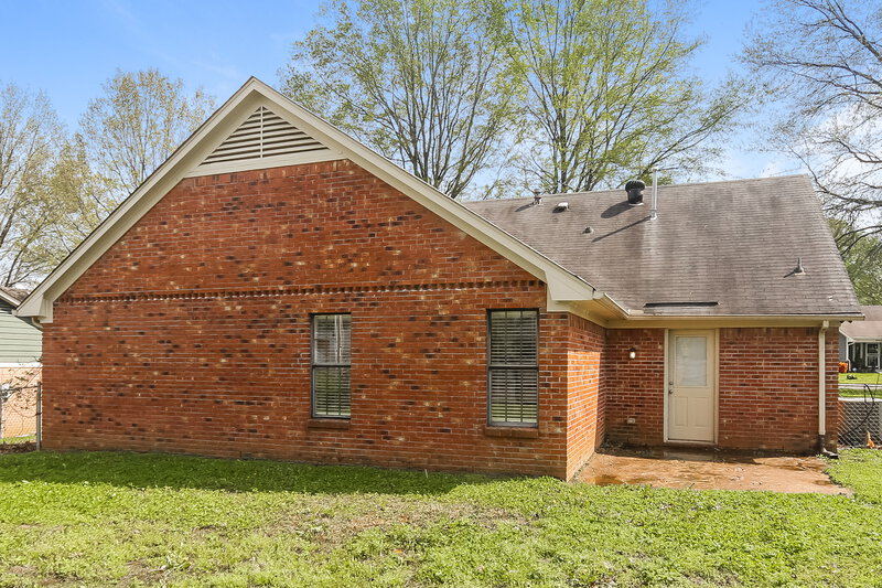 1,735/Mo, 10078 Phillips Dr Olive Branch, MS 38654 Rear View