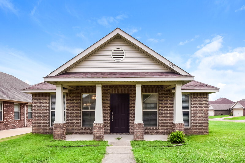 1,790/Mo, 3257 E Hartland Dr Southaven, MS 38672 External View