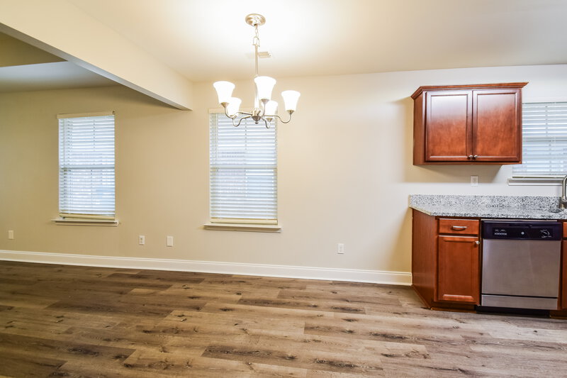 1,790/Mo, 3257 E Hartland Dr Southaven, MS 38672 Dining Room View