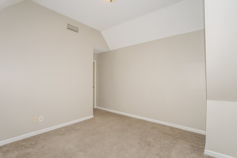 1,753/Mo, 1012 Spanish Trail Ln Cordova, TN 38018 Bedroom View 2