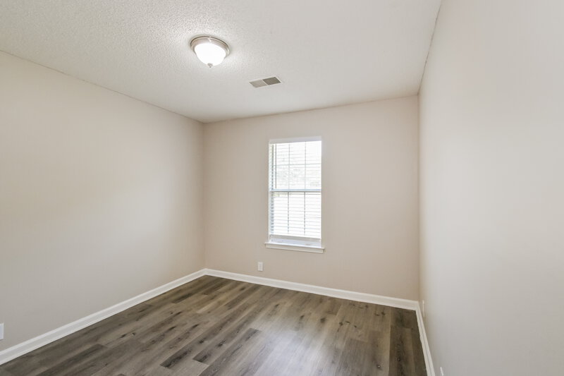 2,500/Mo, 6955 Gallop Dr Cordova, TN 38018 Bedroom View 3