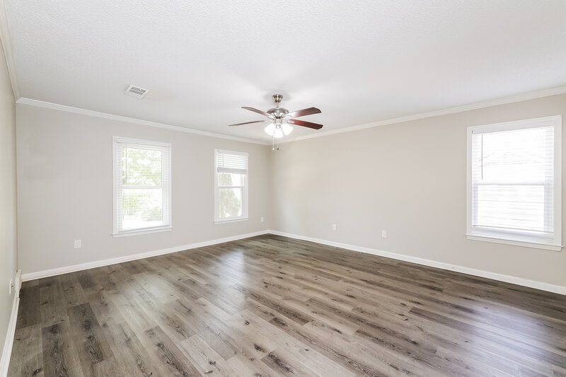 1,940/Mo, 4924 W Hedgewall Cir Memphis, TN 38141 Main Bedroom View