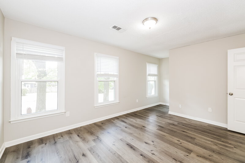 1,940/Mo, 4924 W Hedgewall Cir Memphis, TN 38141 Bedroom View 2