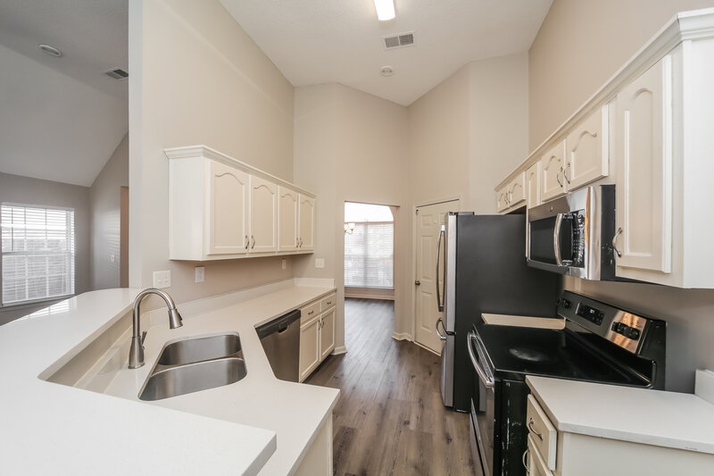 1,680/Mo, 2773 Misty Valley Dr Arlington, TN 38002 Kitchen View 2