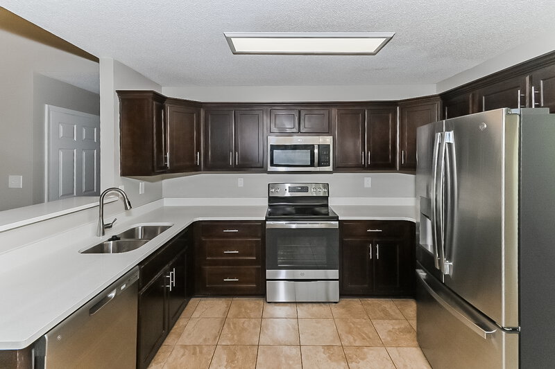 1,860/Mo, 9840 White Poplar Dr Olive Branch, MS 38654 Kitchen View 2