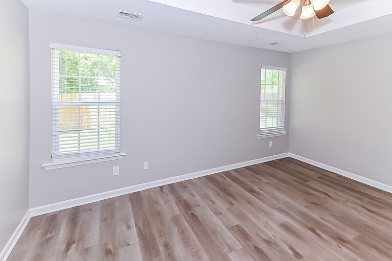 1,860/Mo, 9840 White Poplar Dr Olive Branch, MS 38654 Main Bedroom View