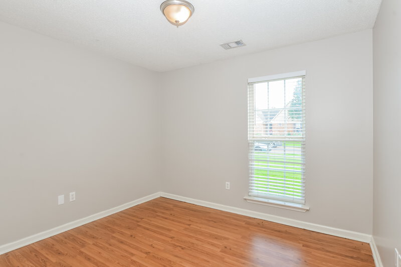 1,815/Mo, 1720 Cherry Creek Dr Southaven, MS 38671 Bedroom View
