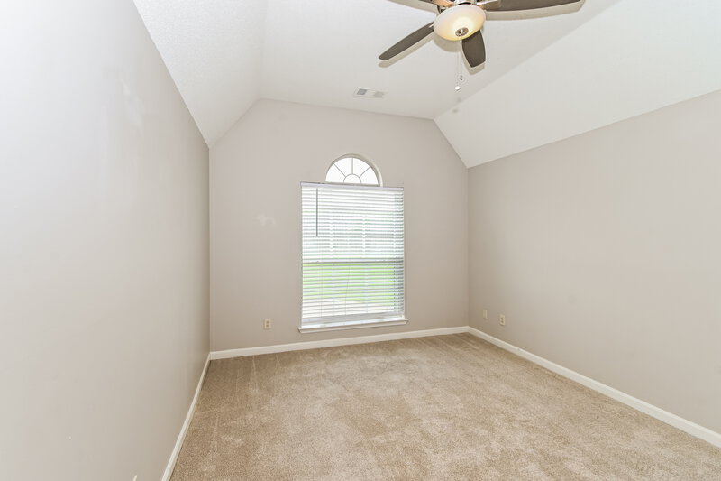 2,115/Mo, 4874 Phipps Dr Memphis, TN 38125 Main Bedroom View