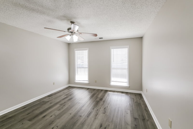 1,880/Mo, 10156 Phillips Dr Olive Branch, MS 38654 Main Bedroom View