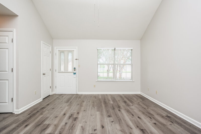1,665/Mo, 6392 Manchester Dr Horn Lake, MS 38637 Living Room View