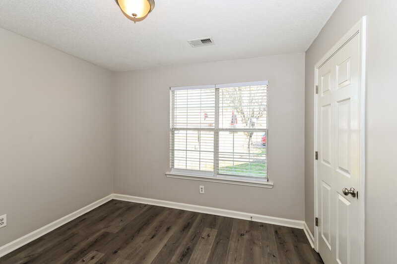 1,765/Mo, 6392 Manchester Dr Horn Lake, MS 38637 Bedroom View 4