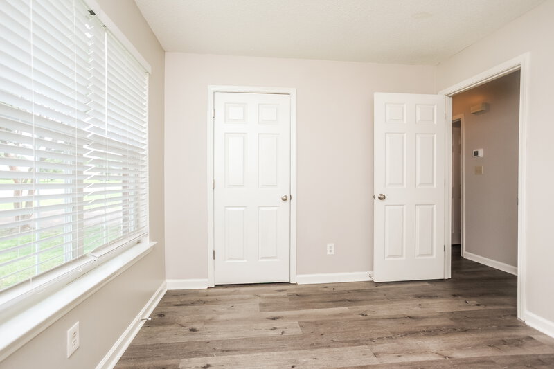 1,665/Mo, 6392 Manchester Dr Horn Lake, MS 38637 Bedroom View 3