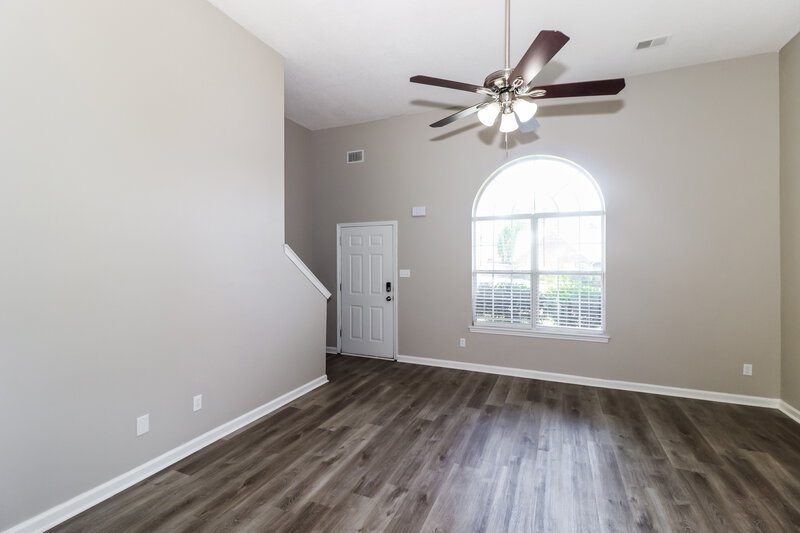 1,760/Mo, 6863 Skylar Mill Ave Cordova, TN 38018 Living Room View