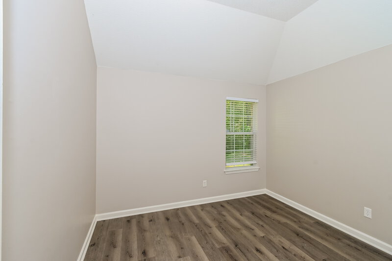 1,590/Mo, 215 Garden Springs Dr Oakland, TN 38060 Bedroom View