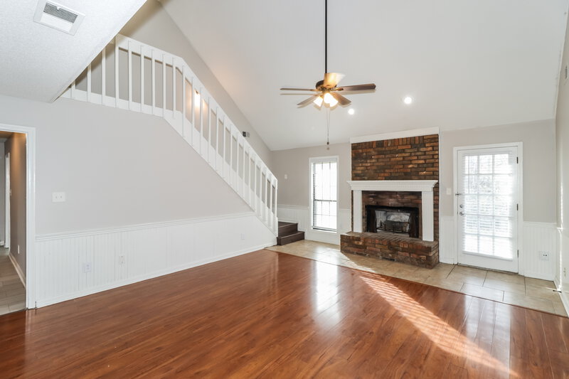 1,870/Mo, 5095 Autumn Morning Ln Memphis, TN 38125 Living Room View