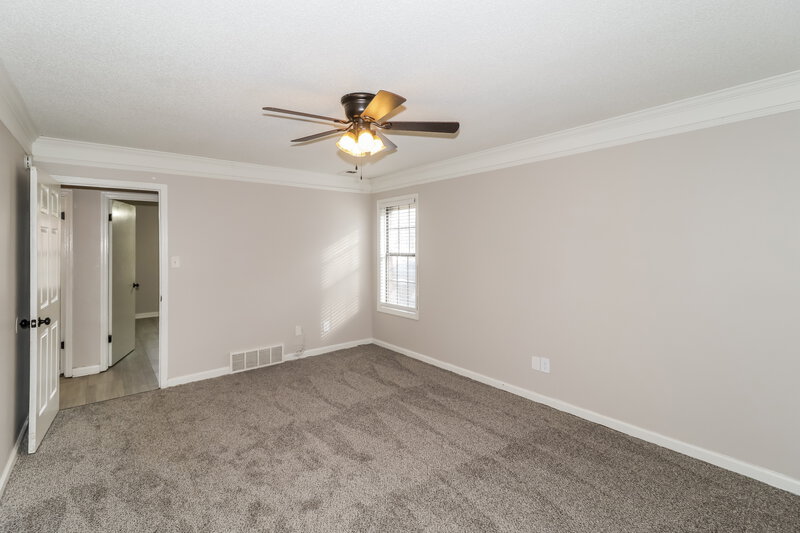 1,870/Mo, 5095 Autumn Morning Ln Memphis, TN 38125 Main Bedroom View 2