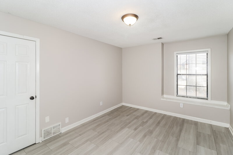 1,870/Mo, 5095 Autumn Morning Ln Memphis, TN 38125 Bonus Room View