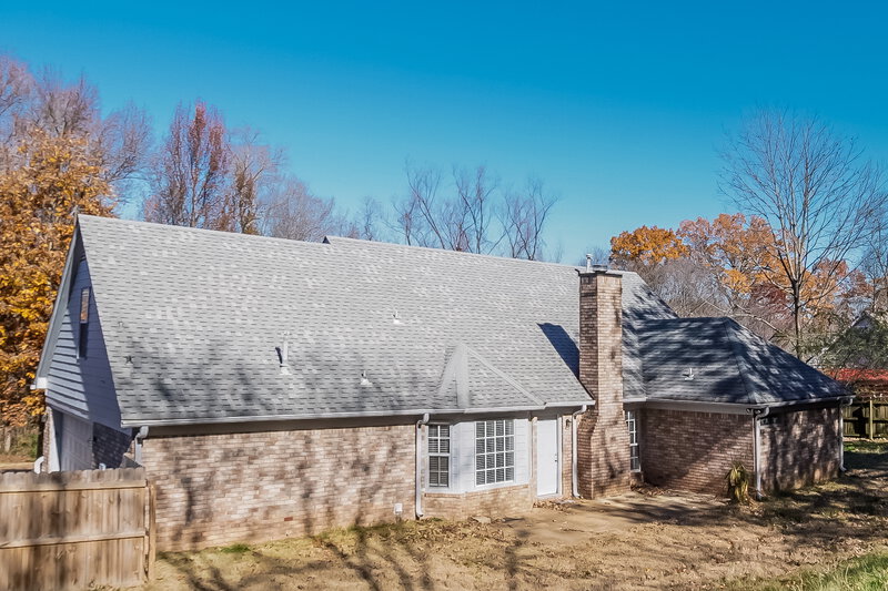 0/Mo, 4497 Star Landing Road East Nesbit, MS 38651 Rear View