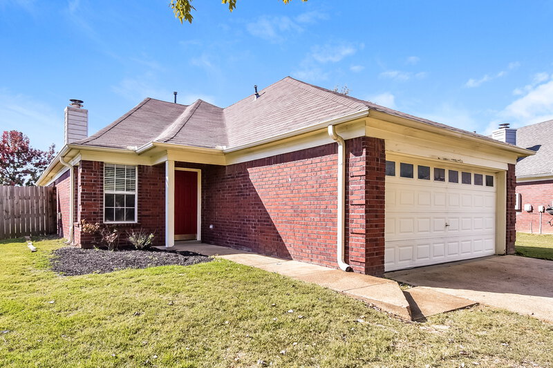 1,610/Mo, 5397 Kayla Dr Southaven, MS 38671 Front View