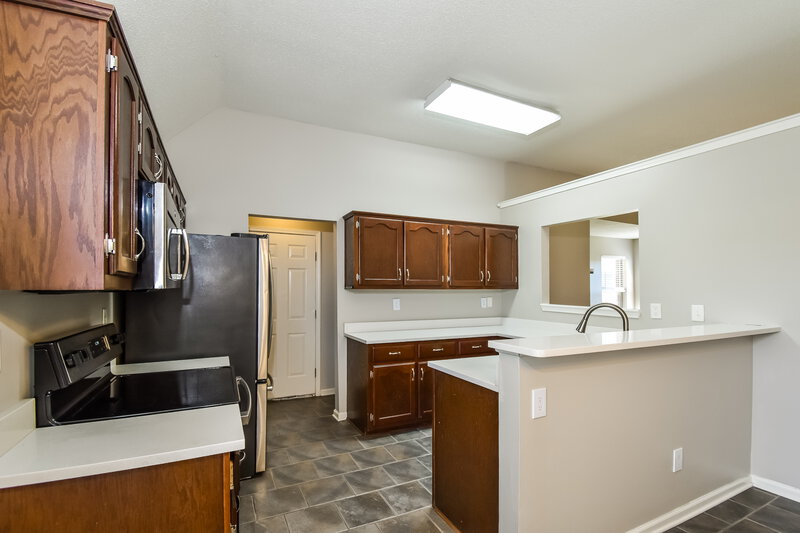 1,610/Mo, 5397 Kayla Dr Southaven, MS 38671 Kitchen View