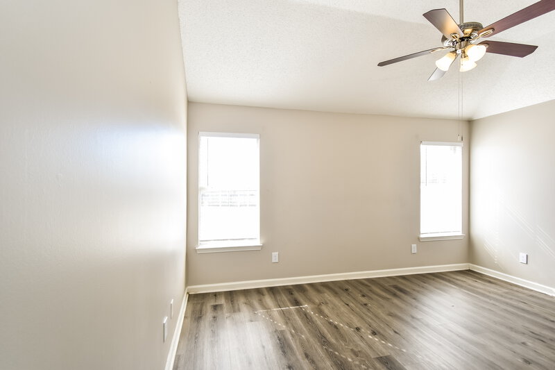 1,610/Mo, 5397 Kayla Dr Southaven, MS 38671 Main Bedroom View