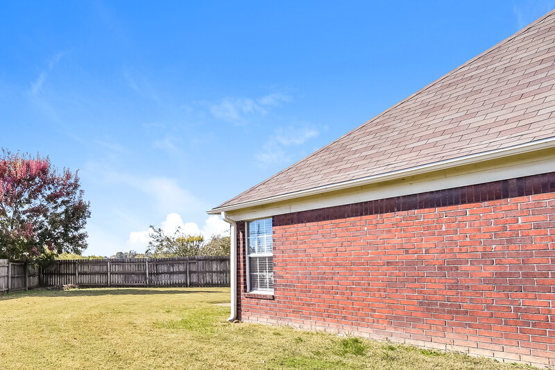 1,610/Mo, 5397 Kayla Dr Southaven, MS 38671 Rear View