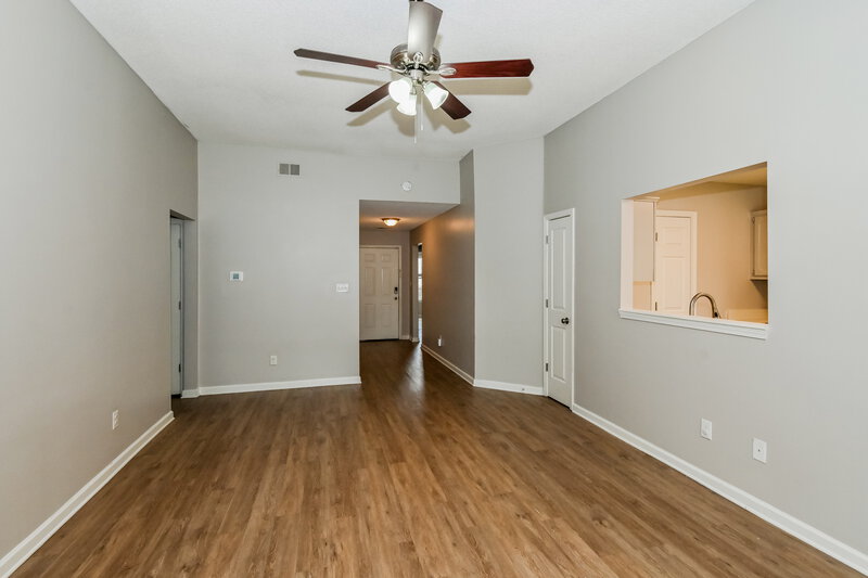 1,705/Mo, 5681 Kayla Dr Southaven, MS 38671 Living Room View