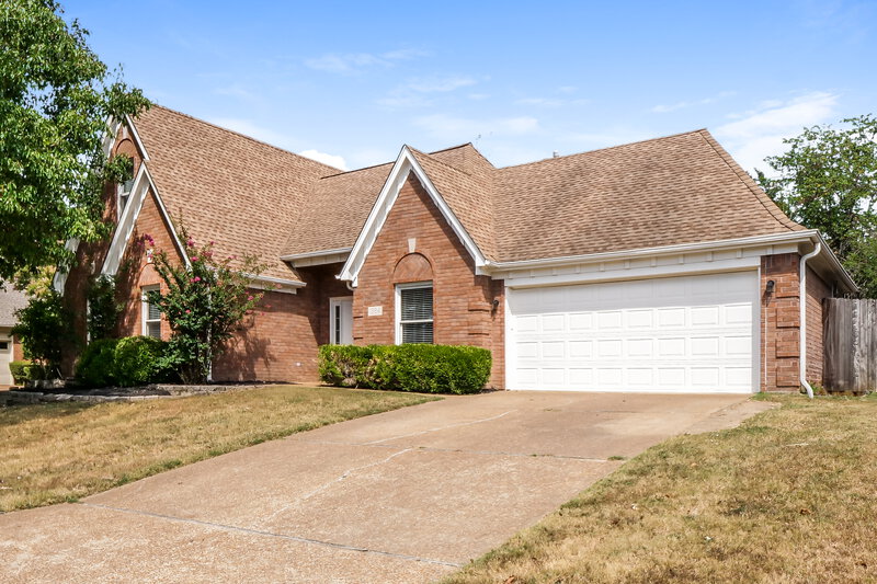 3,040/Mo, 1984 Bohemia Dr Cordova, TN 38016 Front View