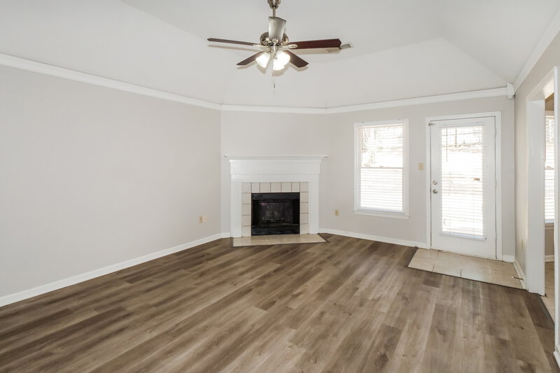 3,040/Mo, 1984 Bohemia Dr Cordova, TN 38016 Living Room View