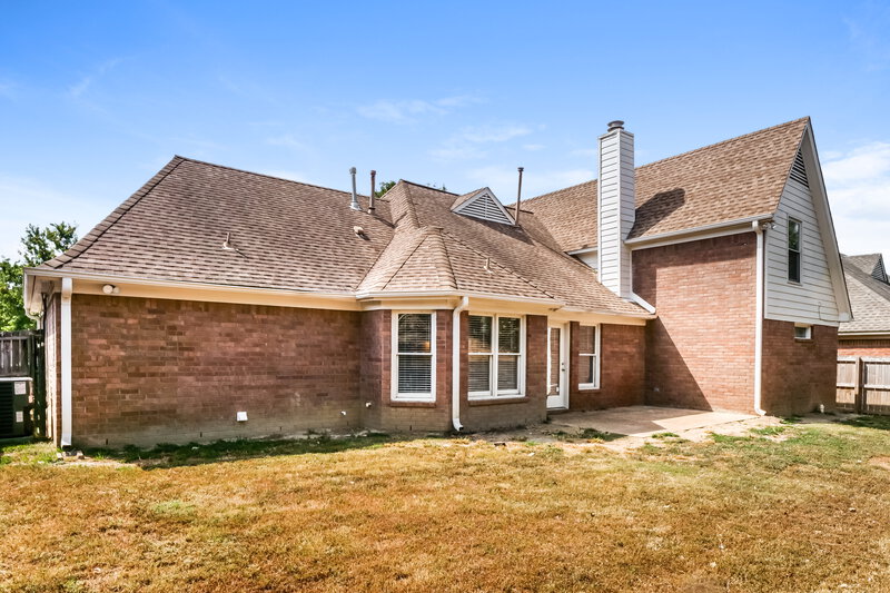 3,040/Mo, 1984 Bohemia Dr Cordova, TN 38016 Rear View 2