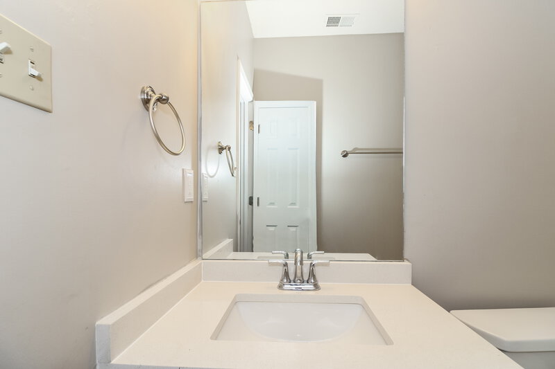 1,655/Mo, 13230 Whitehawk Cross Olive Branch, MS 38654 Bathroom View