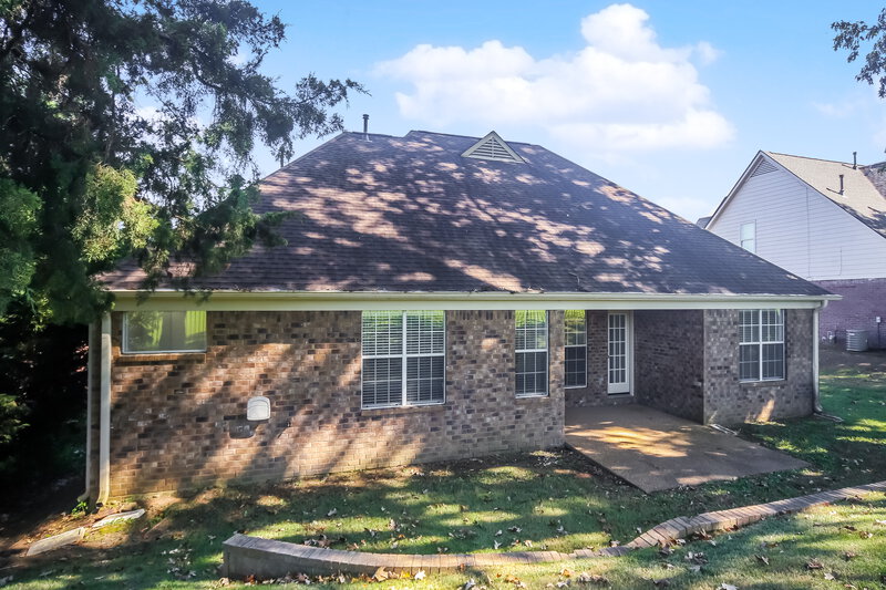 2,050/Mo, 7849 Meadow Ridge Ln Olive Branch, MS 38654 Rear View