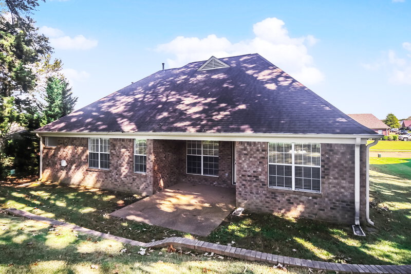2,050/Mo, 7849 Meadow Ridge Ln Olive Branch, MS 38654 Rear View 2