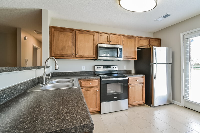 1,605/Mo, 7067 Hurt Rd Horn Lake, MS 38637 Kitchen View