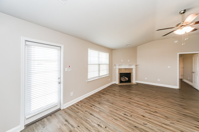 2,140/Mo, 3441 Sabra Ln Southaven, MS 38672 Living Room View 2