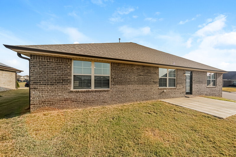 2,140/Mo, 3441 Sabra Ln Southaven, MS 38672 Rear View