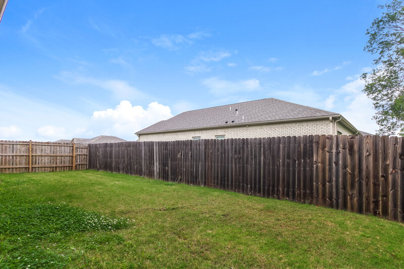 2,105/Mo, 365 Beau Tisdale Dr Oakland, TN 38060 Rear View