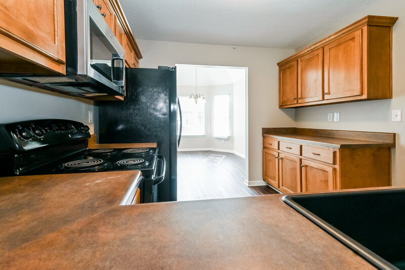 1,795/Mo, 7345 Green Ash Dr Olive Branch, MS 38654 Kitchen View 3