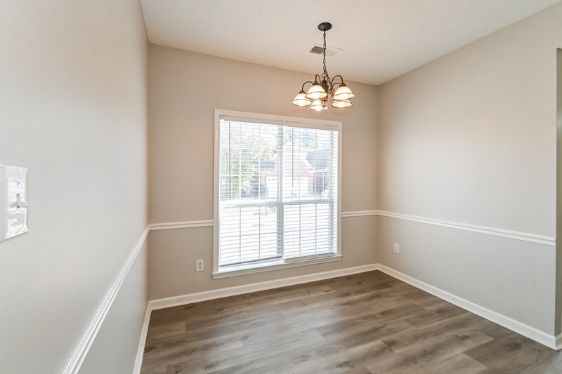 2,070/Mo, 8730 Eagle View Dr Cordova, TN 38018 Dining Room View