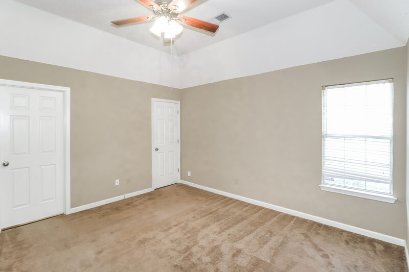 1,775/Mo, 7091 Ireland Dr Cordova, TN 38018 Main Bedroom View