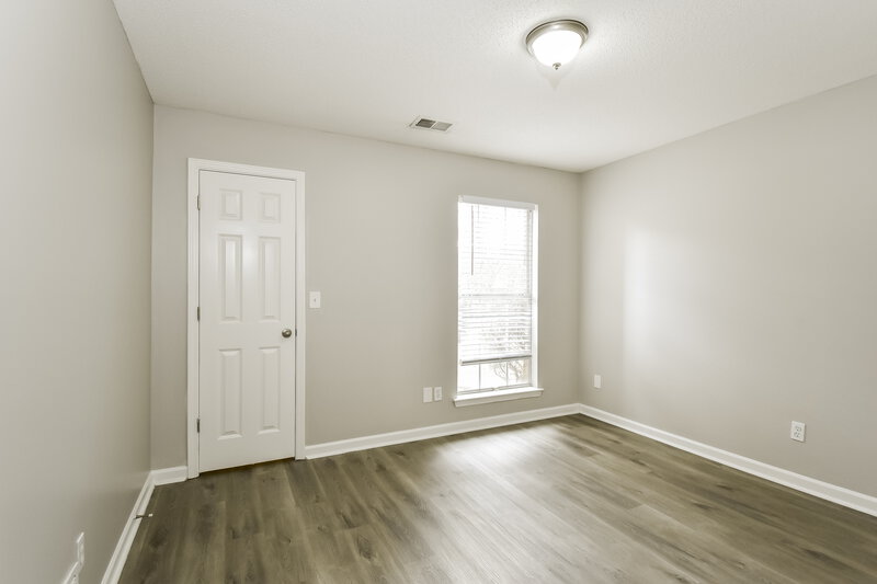 1,975/Mo, 13218 Sandbourne S Olive Branch, MS 38654 Bedroom View 2