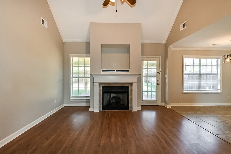2,980/Mo, 2936 Glennbury Ln Southaven, MS 38672 Living Room View