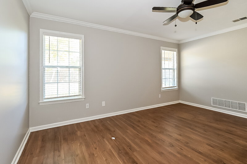 2,980/Mo, 2936 Glennbury Ln Southaven, MS 38672 Main Bedroom View 2