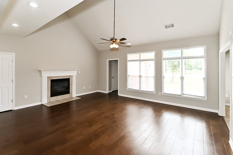 2,025/Mo, 6348 Cheyenne Dr Olive Branch, MS 38654 Living Room View