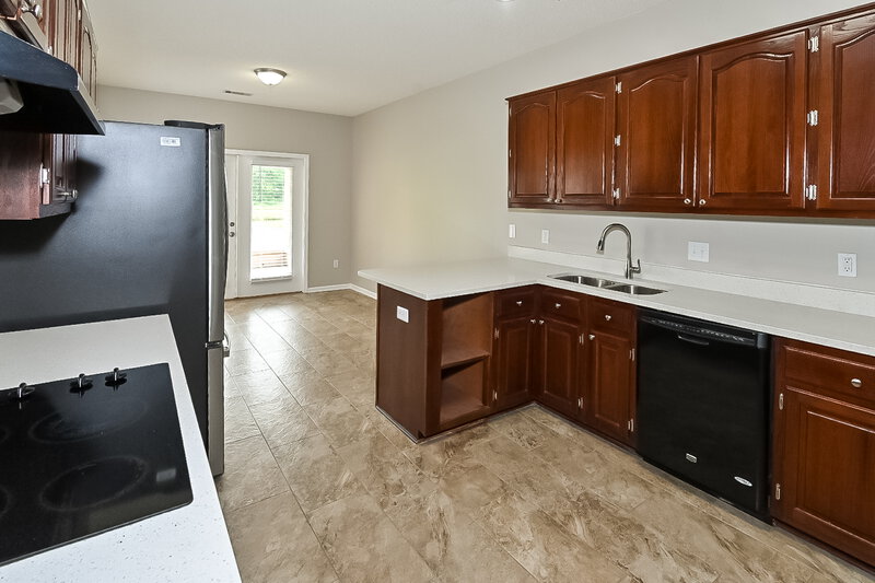 2,025/Mo, 6348 Cheyenne Dr Olive Branch, MS 38654 Kitchen View 2