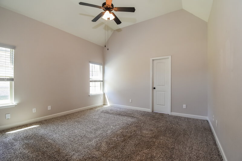 2,355/Mo, 3469 Marion Ln Southaven, MS 38672 Main Bedroom View