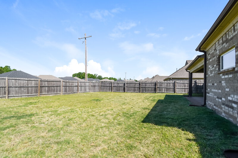 2,355/Mo, 3469 Marion Ln Southaven, MS 38672 Rear View