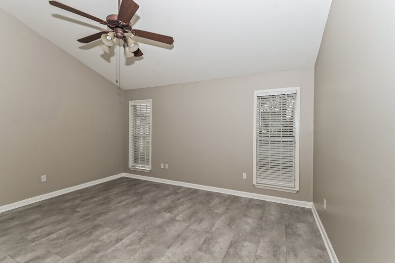 1,855/Mo, 1923 Clairmont Dr Southaven, MS 38671 Main Bedroom View 2