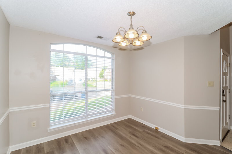 1,940/Mo, 4385 Muskerry Cove Memphis, TN 38125 Dining Room View